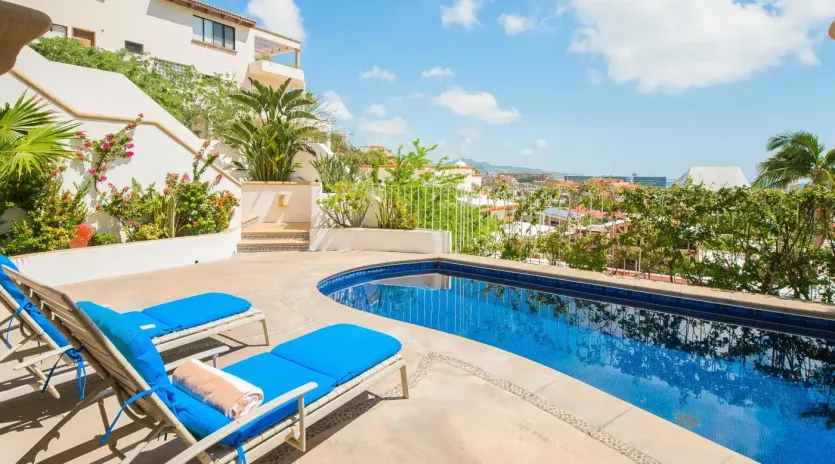 3 exterior villa victoria 25