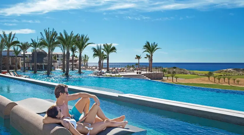 3 secrets puerto los cabos pool