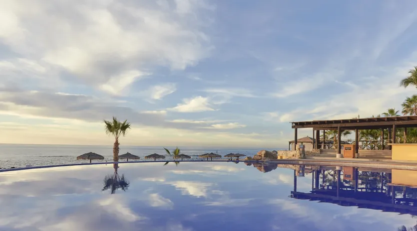 4 exterior grand fiesta americana los cabos