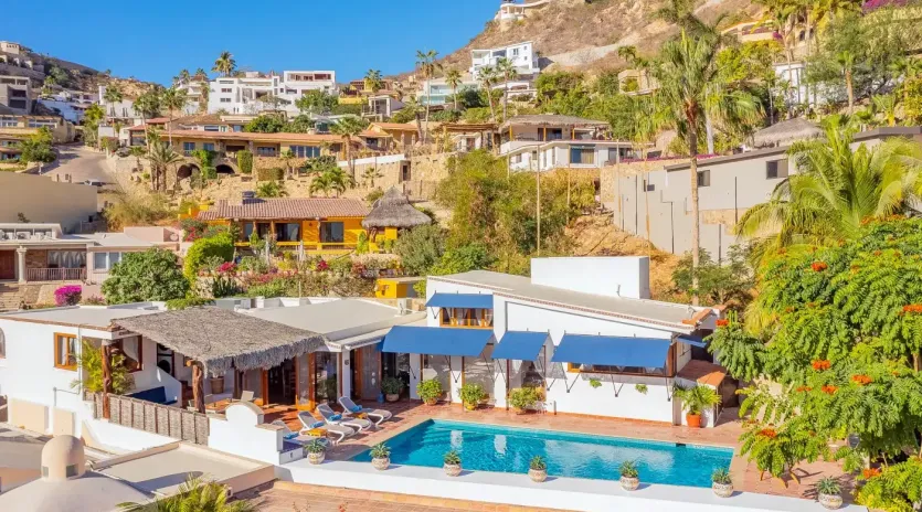 4 exterior villa carolina
