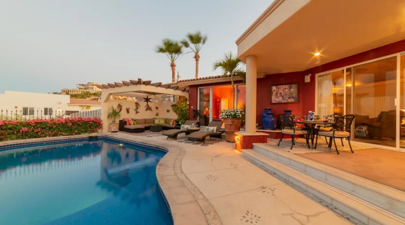 4 exterior villa ladrillo