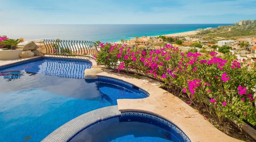 4 exterior villa las flores