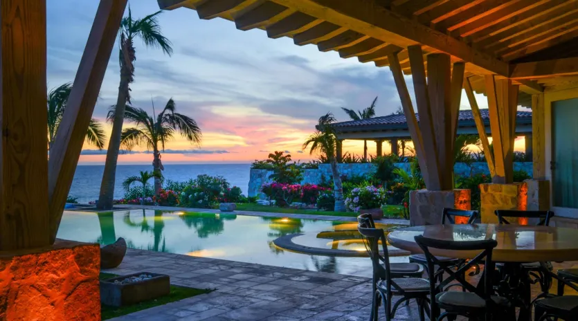 4 exterior villa piedra blanca