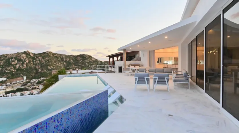 4 exterior villa tanzanita de law