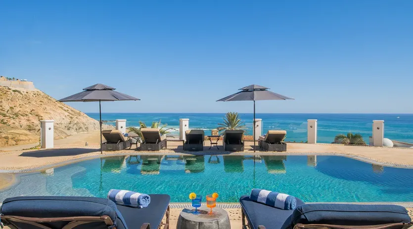 40 casa bellamar de cabo pool