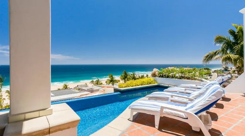 5 exterior villa fiesta
