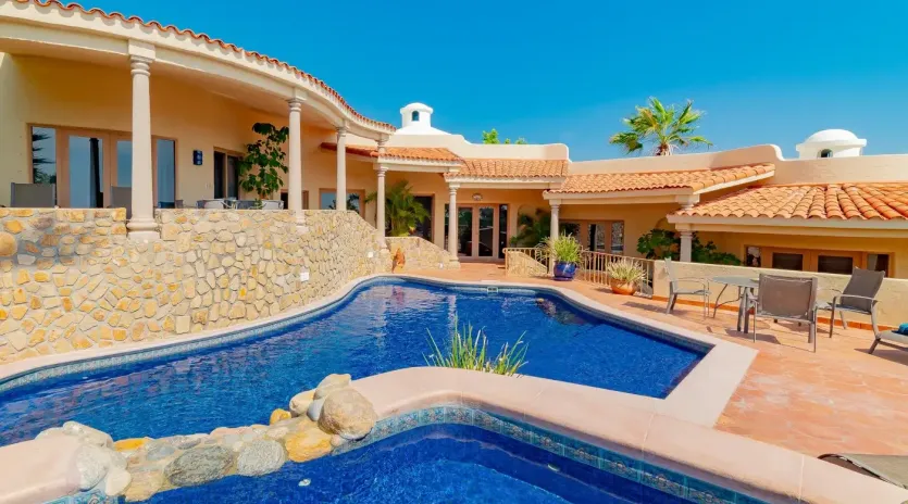 5 exterior villa lorena