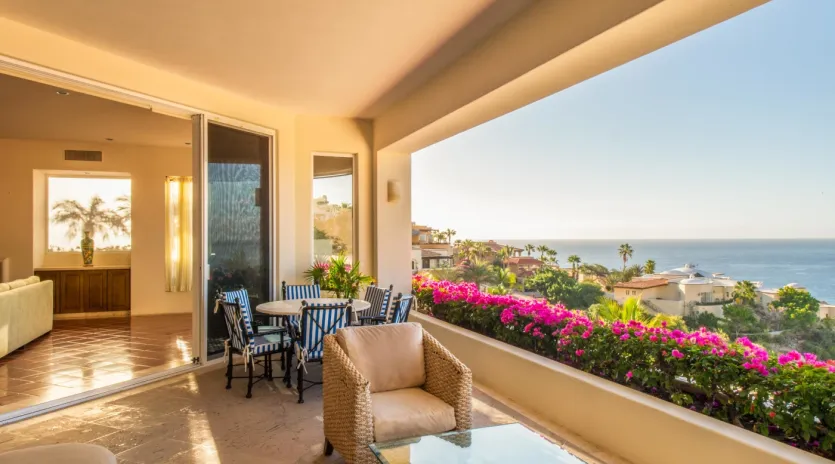 5 exterior villa perla