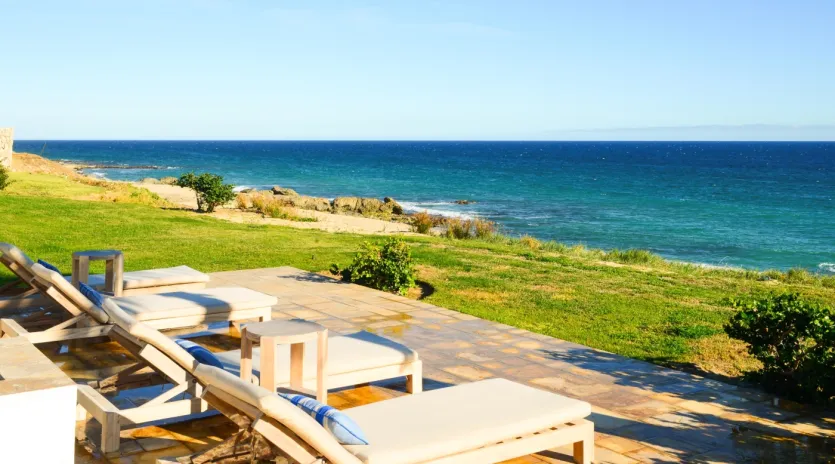 5 exterior villa piedra blanca