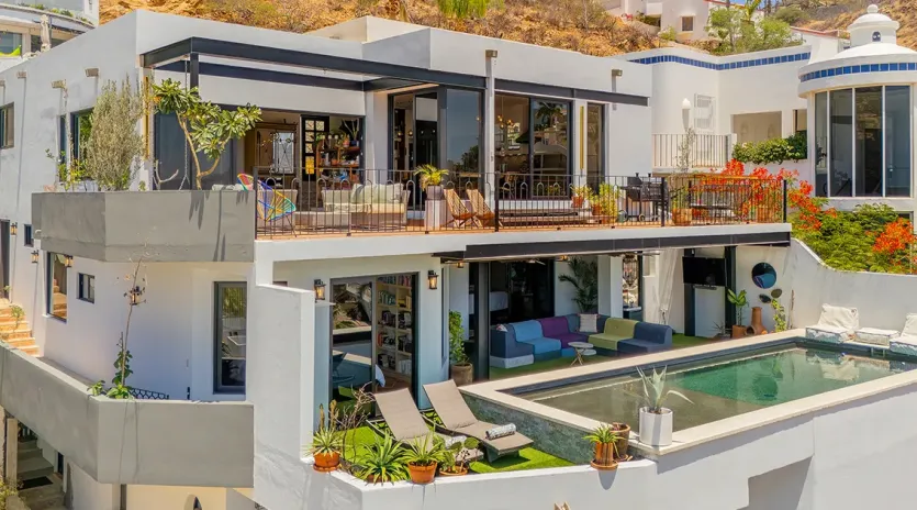 6 casa by9 exteror pool2 main trigger 1