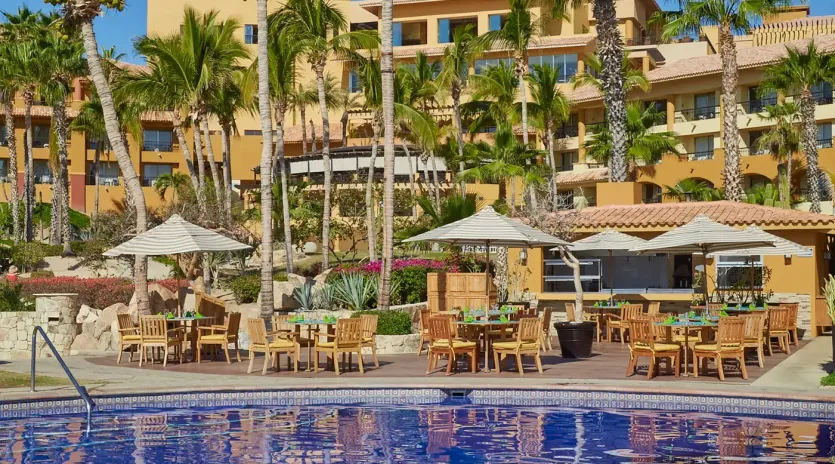 6 exterior grand fiesta americana los cabos