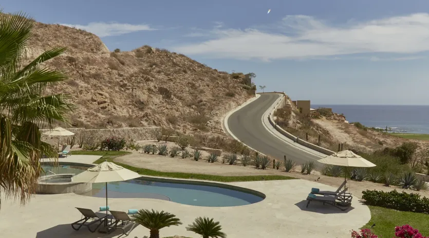 6 exterior live aqua private residences