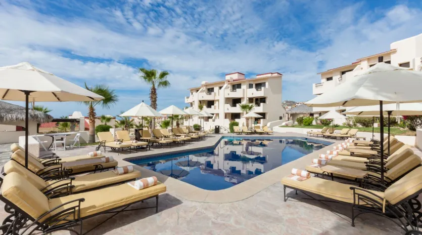6 exterior solmar resort