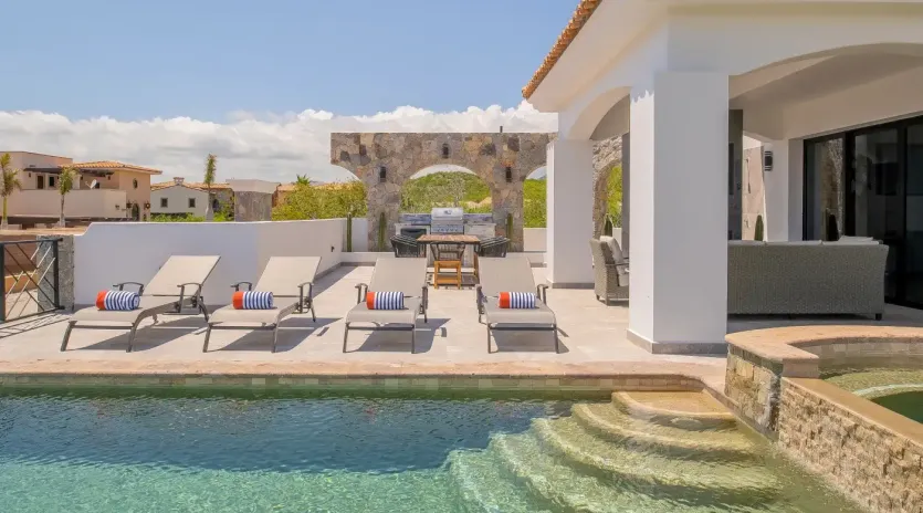 6 exterior villa bella vida