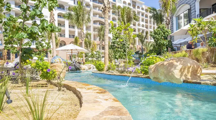 6 villa la valencia resort spa