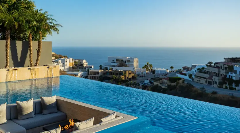 61 maison de cortez poolside