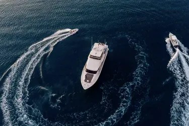 bravo yacht main trigger