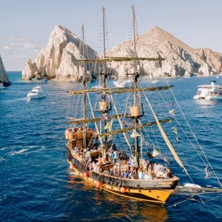 1 tours buccaneer queen pirate ship
