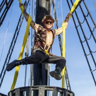 4 tours buccaneer queen pirate ship