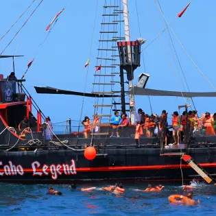 4 tours cabo legend pirate ship