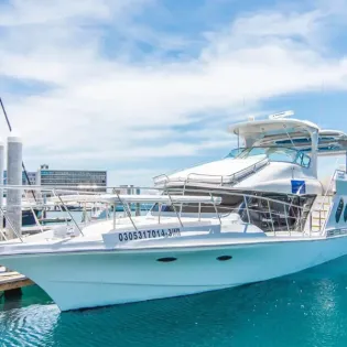 love shack gallery yacht