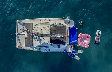 leopard catamaran 52 package 2