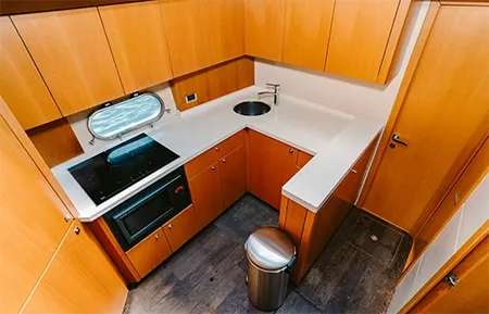 7 60  sunseeker yacht   papillon 13