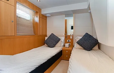 8 60  sunseeker yacht   papillon 13