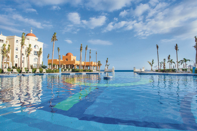 All-Inclusive Resort Riu Palace Cabo San Lucas	