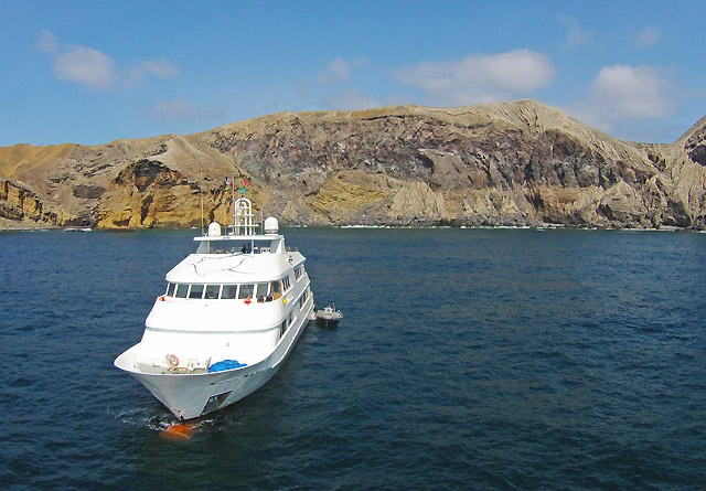 Diving at Socorro Island Mexico	