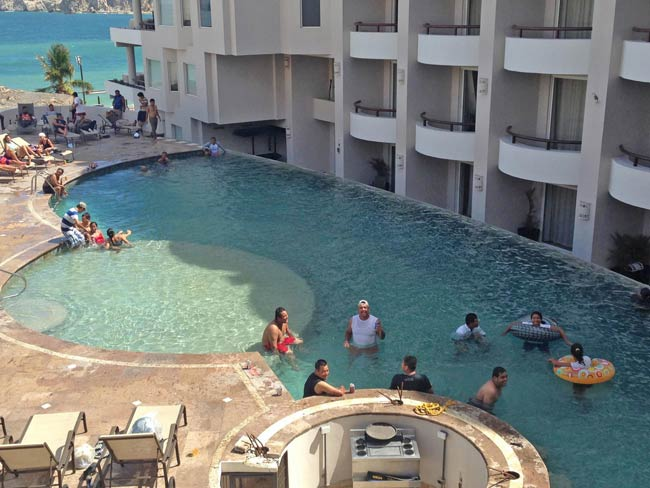 Los Cabos Hurricane Odile Recover Photos	
