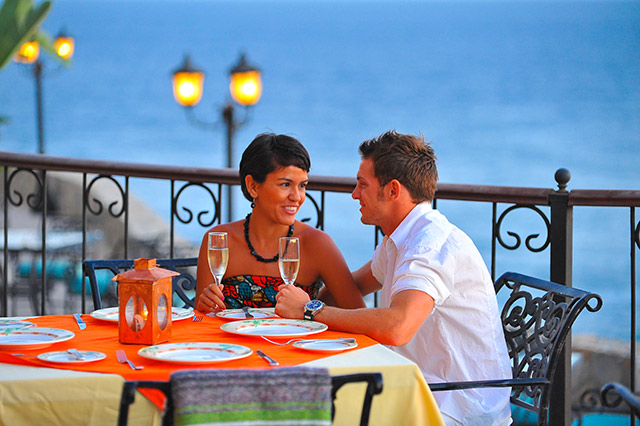 Dining at the Hacienda Encantada Resort in Los Cabos Mexico	