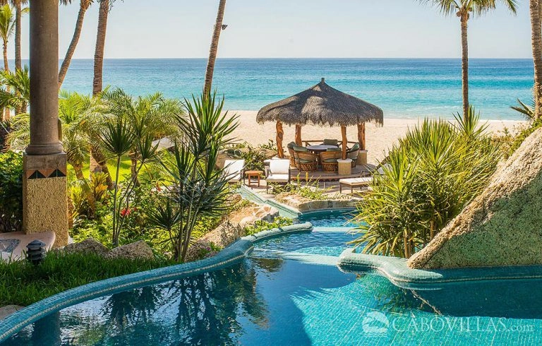 Villa las Rocas is a breathtaking luxury beachfront vacation rental in Los Cabos Mexico	