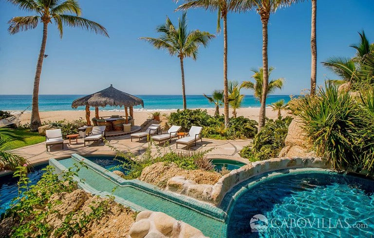 Villa las Rocas is a breathtaking luxury beachfront vacation rental in Los Cabos Mexico	