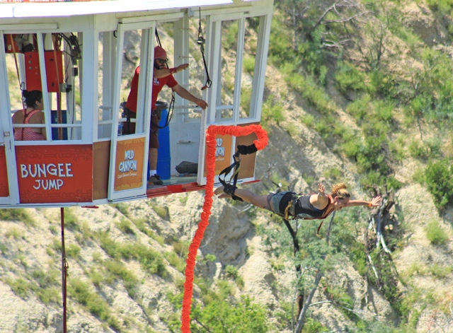 Bungee Jumping - Top 4 Adrenaline-Pumping Activities in Los Cabos Mexico	