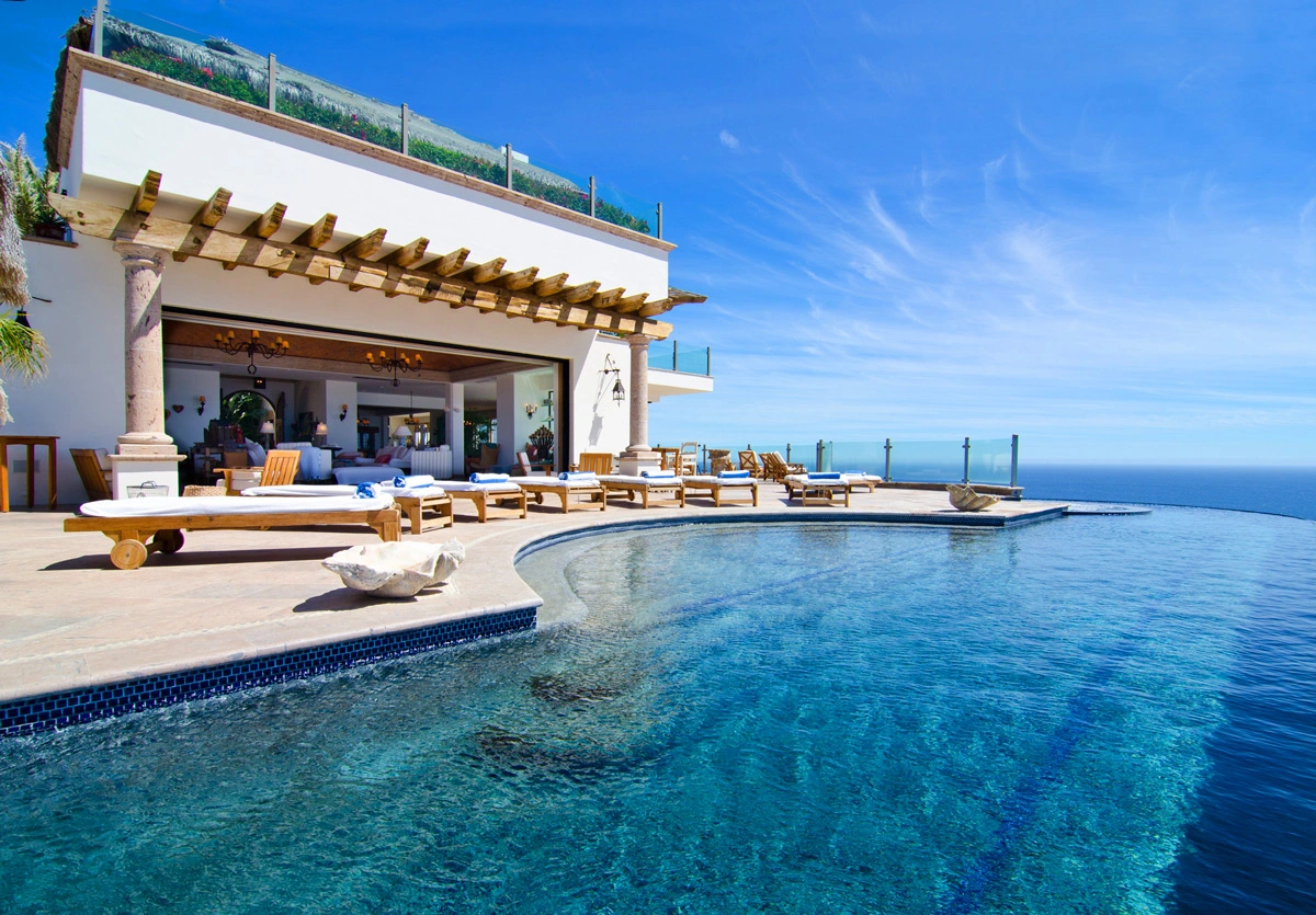 Luxury private vacation rental villas in Cabo San Lucas, Mexico	