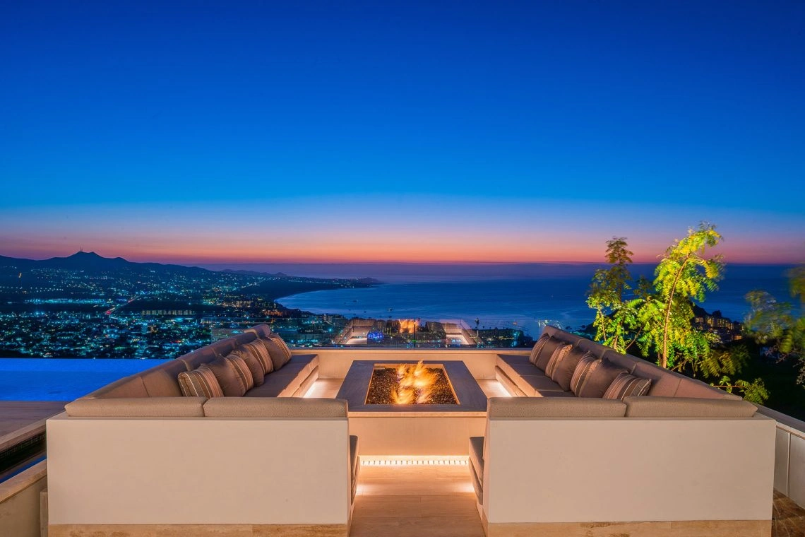 Luxury private ocean view vacation rental Villa Aurora in Los Cabos Mexico	