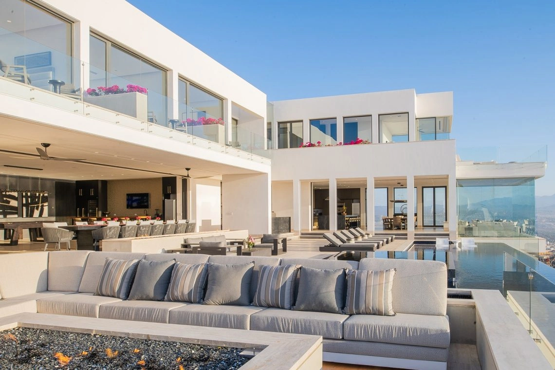Luxury ocean view vacation rental Villa Aurora in Cabo San Lucas Mexico	