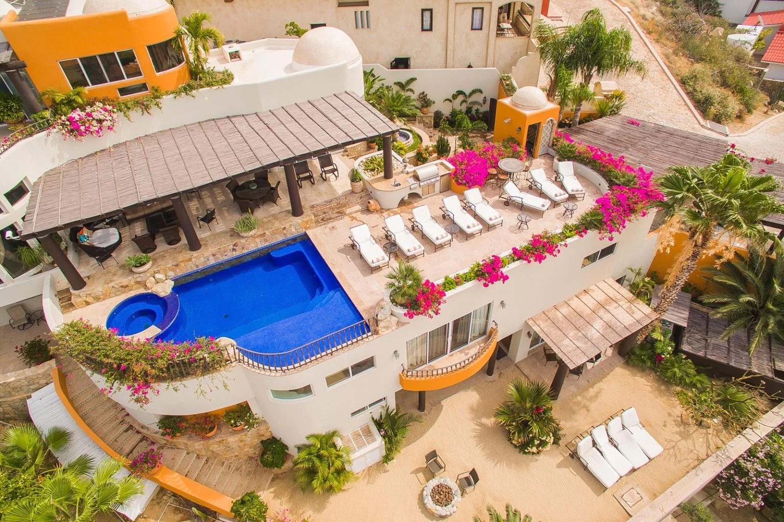 Villa Las Flores Luxury Vacation Rental in Cabo San Lucas Mexico	