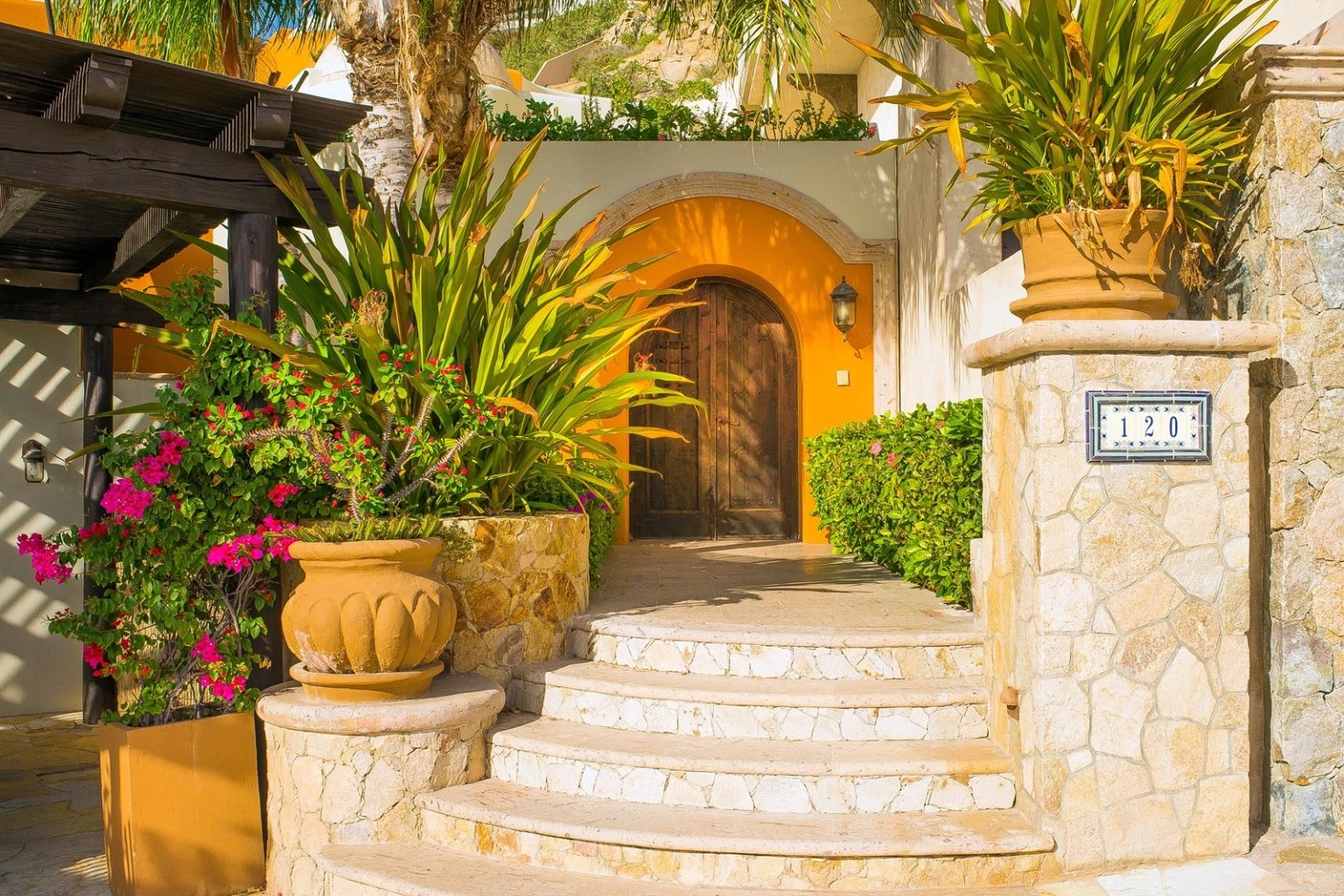 Villa Las Flores Luxury Vacation Rental in Cabo San Lucas Mexico	