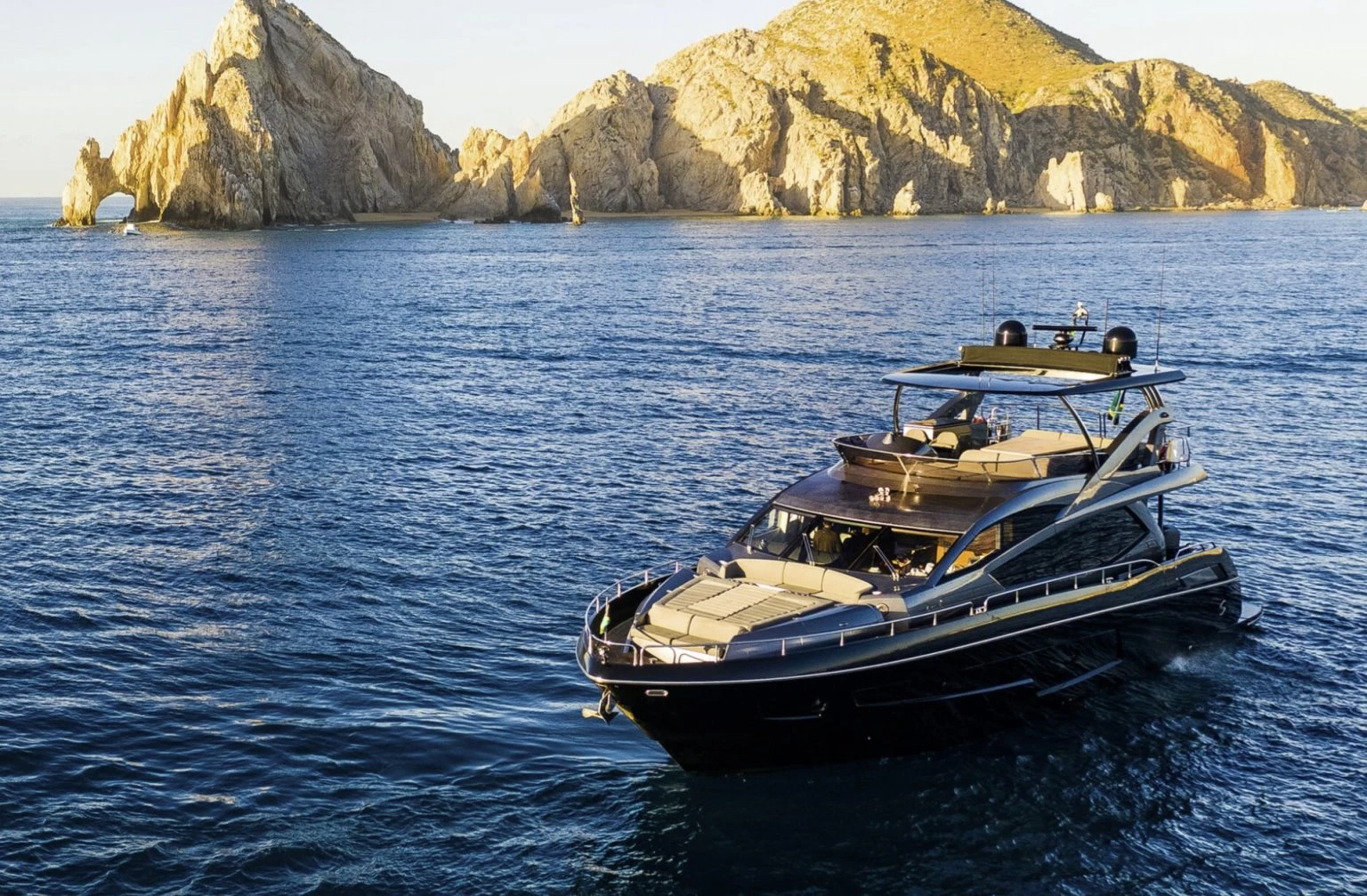 Private yacht charters in Los Cabos Mexico	