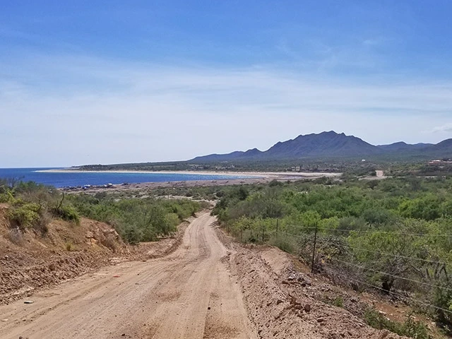 Villa Bahia de los Frailes, Luxury beachfront Vacation Rental near Cabo Pulmo Mexico	