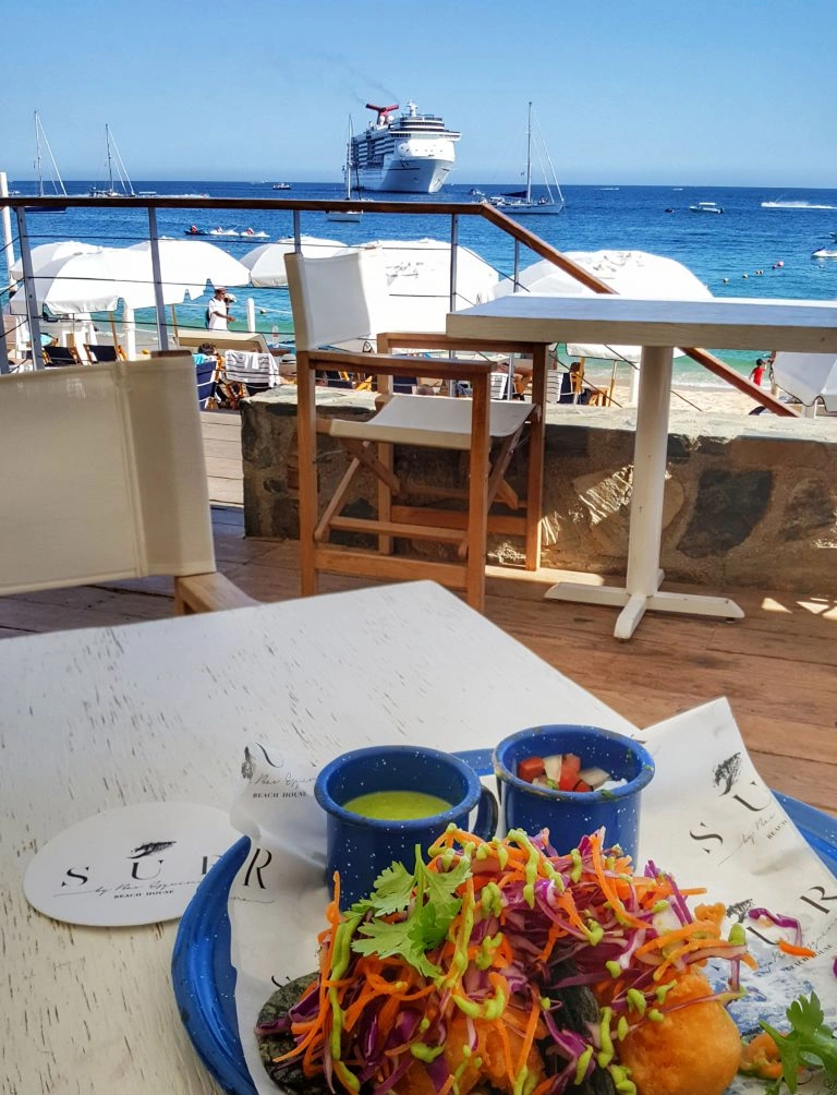 Sur Beach House in Cabo	