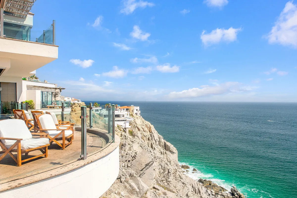 Cabo San Lucas Luxury Vacation Rental Villa Turquesa in Pedregal Oceanfront